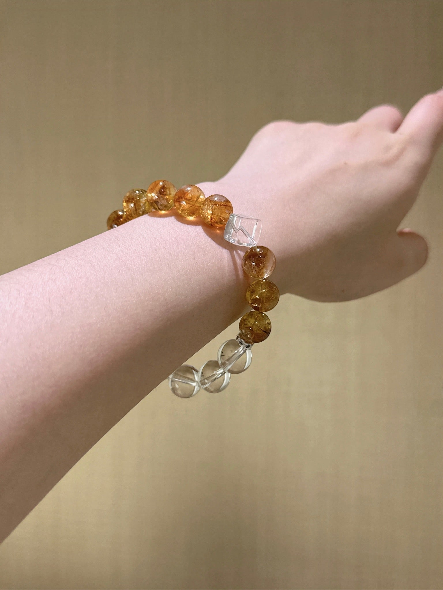 ▫️▪️ Yellow tower crystal white crystal sugar cube bracelet